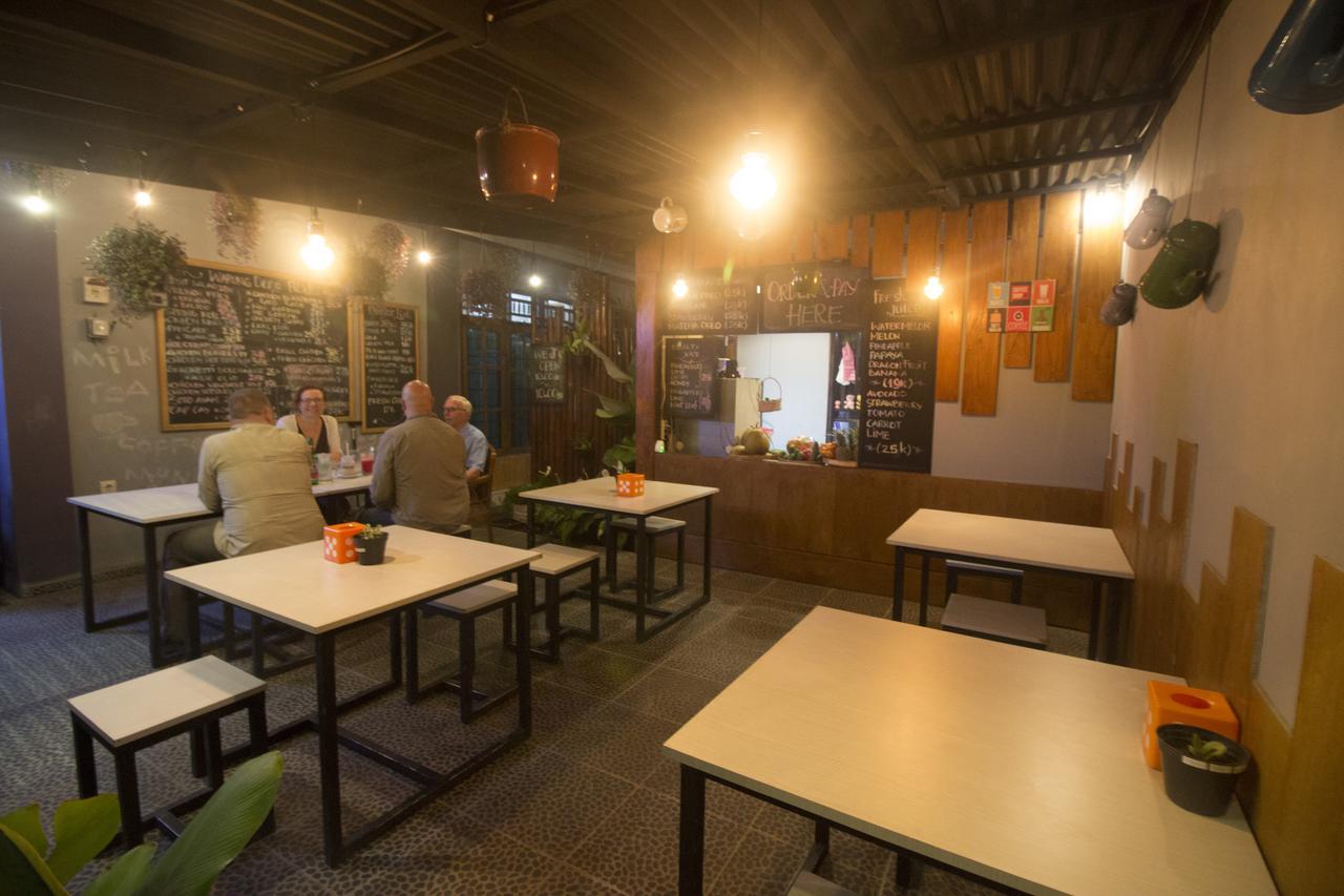 Dong Paloh Hostel Munduk Eksteriør billede
